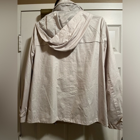 Ellen Tracey Rain Jacket - Picture 4 of 4